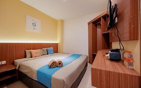 Sans Hotel Roxy Jakarta