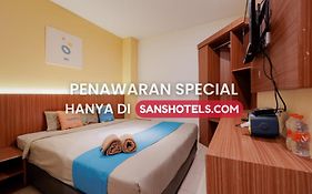 Sans Hotel Roxy Jakarta